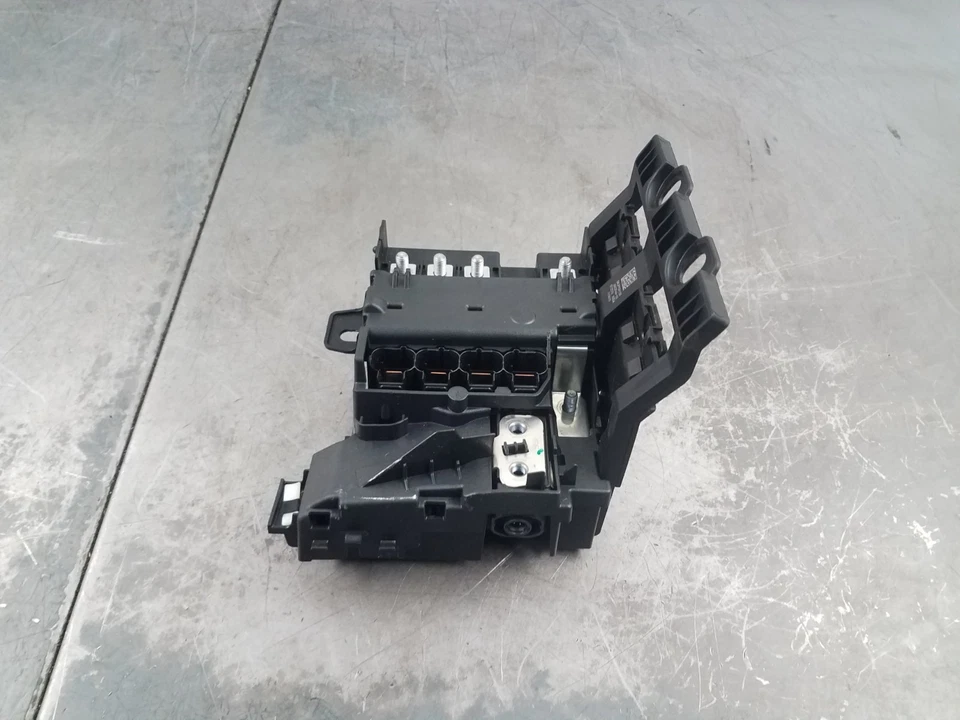 2018 BMW M5 F90 Battery Fuse Panel #3968 Z4 - Image 1 of 4