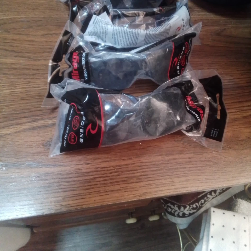 Gafas de seguridad Radians Mirage con lente de humo ANSI Z87 Foto 1 de 1