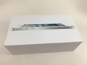APPLE IPHONE 5 16 GB SOLO SCATOLA VUOTA NO TELEFONO APPLE ADESIVI E GUIDA INCLUSI - Foto 1 di 3