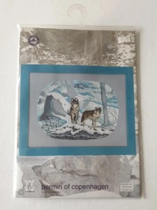 Permin von Kopenhagen Wölfe im verschneiten Holz - Leinen Kreuzstich Set - 37 x 28 cm - Bild 1 von 3