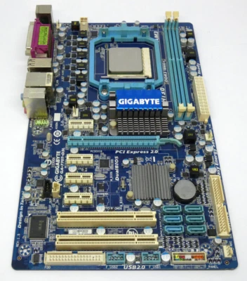 GIGABYTE GA-770T-D3L socket AM3 with AMD Athlon II 445 CPU - Image 1 of 4