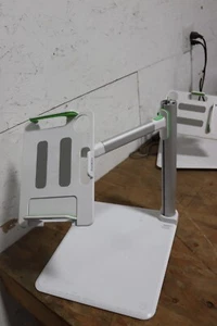 Belkin Tablet Stage / Stand Model B2B054 Perfect For Presentations Or Classroom - Picture 1 of 5