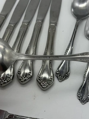 Juego de cubiertos vintage de acero inoxidable Wm A Rogers de lujo 13 piezas patrón de flores EE. UU. plateado Foto 1 de 4