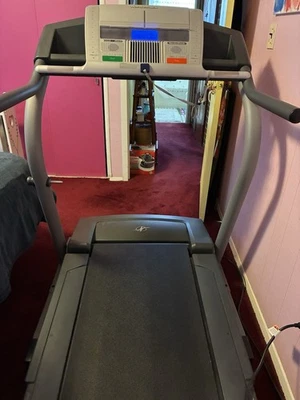 Treadmill - Image 1 of 2