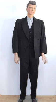 French 1940s 3-Piece Black Wool Tailored Double Breasted Suit Jacket M Pants W33 - Image 1 of 4