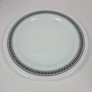 PYREX - Black Ebony - Fleur De Lis - 10.5” Round Dinner Plate 795 - Picture 1 of 8