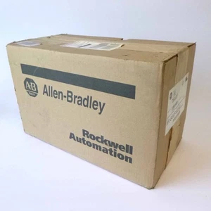 Allen Bradley Servomotor MPL-B4560F-MJ22AA 460V 3000rpm OVP - Bild 1 von 2