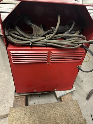 林肯电焊机手册 AC-225-S 交流电/直流 225-125 IM237-K 2004 — 第 1/4 张图片