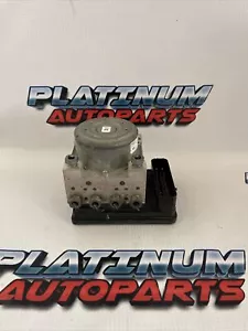 2014 Lincoln MKZ 2.0 T ABS Anti-Lock Brake Pump Module | DG98-2C555-AL - Picture 1 of 7