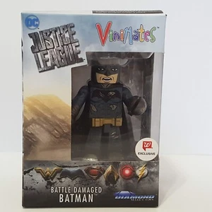 Justice League Vinimates Battle Damaged Batman Exclusive Vinyl Figure Toy - Picture 1 of 5