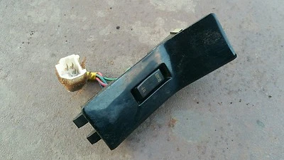 interruptor ventana eléctrica puerta lateral pasajero conquista starion mitsubishi chrysler Foto 1 de 4