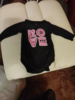 Okie Dokie Bebé Niña Recién Nacida Manga Larga Negro Love  Foto 1 de 4