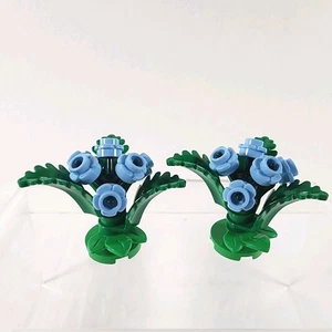 Lego X2 Plantas Arbustos Flor Azul Ciudad Amigos Sin usar, en caja Hojas Curvas Base Verde - Imagen 1 de 4