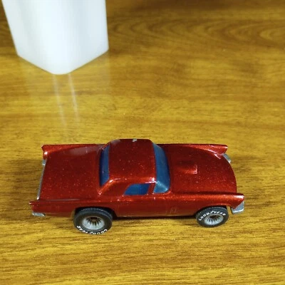 Hot Wheels Real Riders '57 T-Bird Metalflake Red Gray Hubs Malaysia 1983 Ford - Image 1 of 4