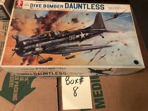 Bandai WW2 Dauntless Dive Bomber 1/50 kit modellino aereo - Foto 1 di 2