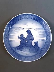 Royal Copenhagen 1958 Christmas plate Sunshine over Greenland B&G Denmark - Picture 1 of 5