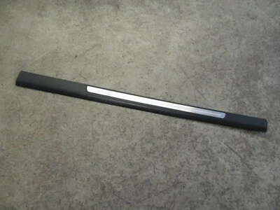 Listón de entrada delantero derecho Audi A6 4F listón moldura aluminio 4F0853374C Foto 1 de 4