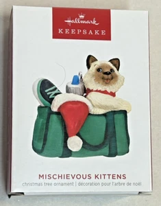 Hallmark Weihnachtsschmuck Mischevious Kätzchen - Bild 1 von 2