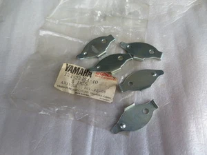 YAMAHA AT2 CT3 DS7 DT100 DT175 DT2 RD250 RD350 TX500 TX750 x1 MANGO BLOQUEO JP - Imagen 1 de 2