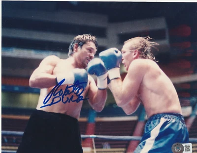 ROBERTO DURAN Signed 8x10 PHOTO Beckett Authenticated BAS - Image 1 of 2