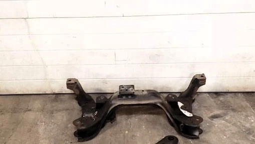 Ford Escape Mariner 2004-2007 suspensión delantera travesaño motor base OEM... Foto 1 de 1