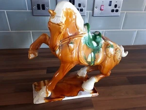Large Chinese Tang Dynasty Style Horse on Plinth 31cm - Picture 1 of 13
