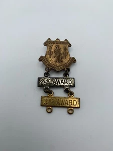US Defense Agent Merit Award US Treasury Metal Pinback 2nd-3rd Bastian Bros USA - Picture 1 of 4