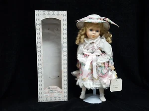 The Leonardo Collection Porcelain Doll Liana LP5317 With Tag Figurine Ornament - Picture 1 of 12