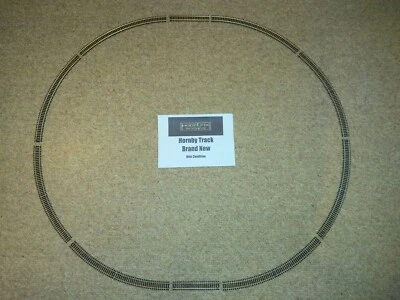 Hornby Oval Track Layout - 3rd Radius - R609(x8) & R600(X2) - New - Image 1 of 4