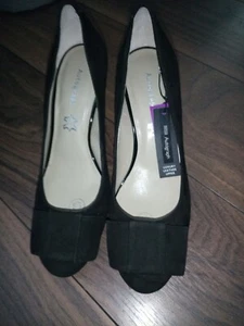 ladies M&S shoes size 5 new - Picture 1 of 3