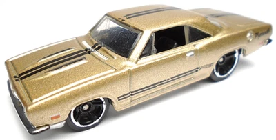 2014 风火轮 HW 研讨会 '68 PLYMOUTH BARRACUDA FORMULA S 金色压铸 3" 汽车 — 第 1/4 张图片