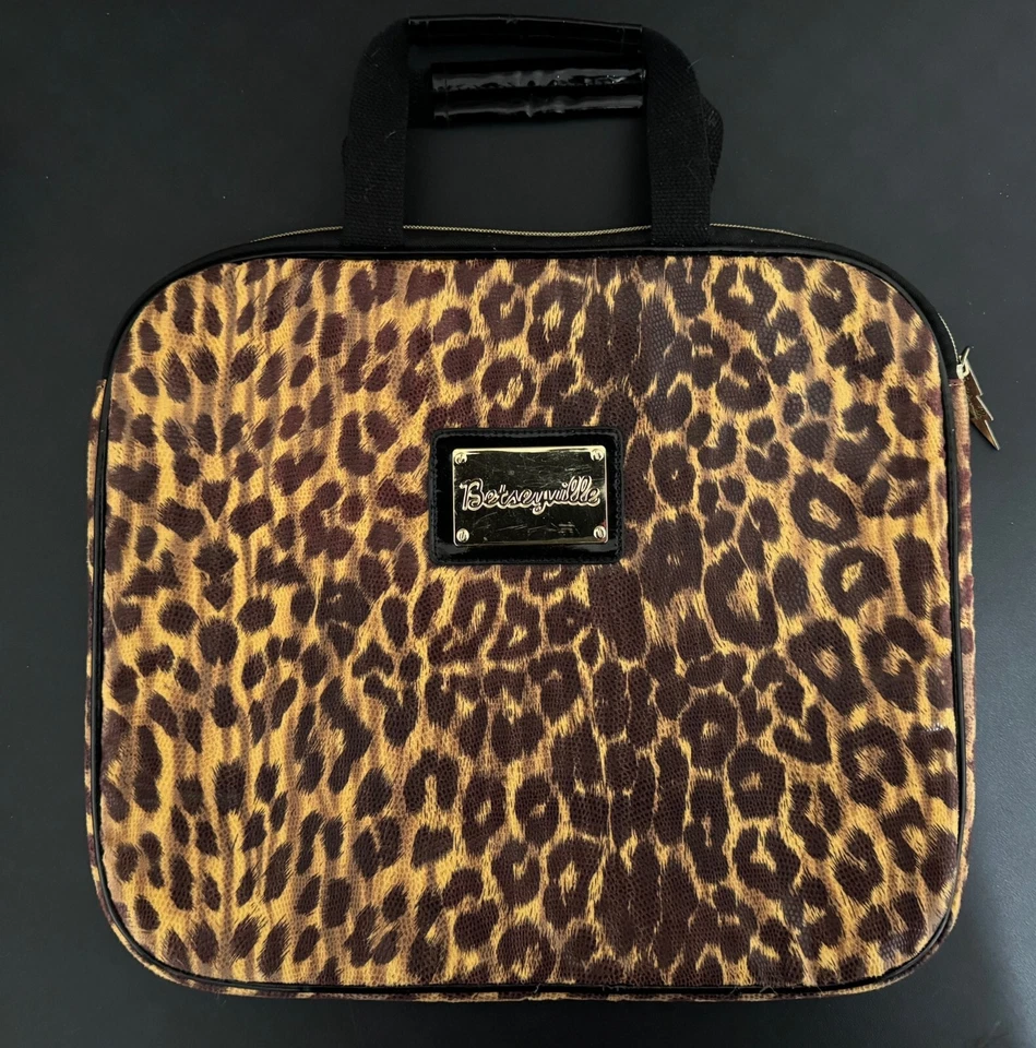 Betseyville Shiny Snake Brown Leopard Print Padded XL Laptop Carry Bag EUC - Image 1 of 4