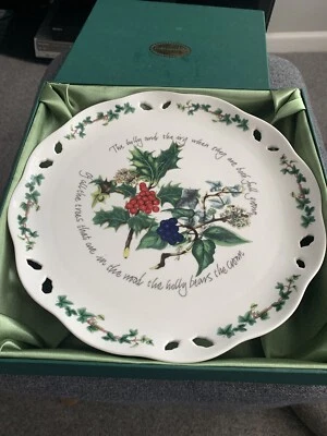 Boxed New Portmeirion The Holly & The Ivy Pierced Footed Cake Stand 26cm - Image 1 of 4