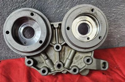 Audi A3 Porsche Volkswagen 2013-2020 soporte CAM / puente árbol de levas 06L103166F Foto 1 de 4