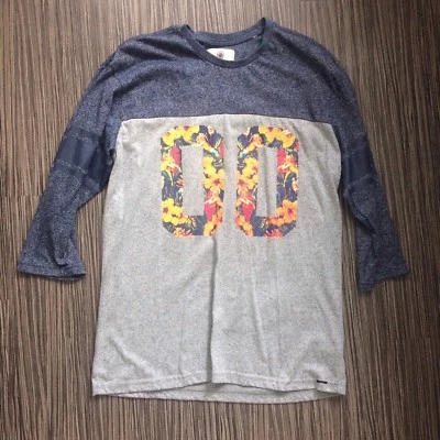Camiseta gráfica manga 3/4 On The Byas floral azul y gris grande nueva sin etiquetas Foto 1 de 3
