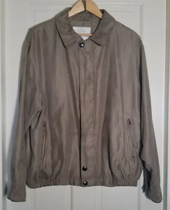 RGM Chairman's Men's Beige Windbreaker Jacket Size L  - Picture 1 of 8