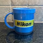 Vintage Nikon Kamera Kaffeetassen selten Promo Logo Kunststoff blau gelb 1990er Jahre Tasse USA