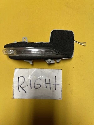  Espejo retrovisor lateral genuino Mitsubishi Eclipse 2018-2020 luz de señal de giro derecha  Foto 1 de 4