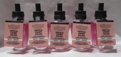 Lote de 5 bombillas de recarga de flores de pared White Barn Bath & Body Works TROPICAL CHERRY COLADA Foto 1 de 4