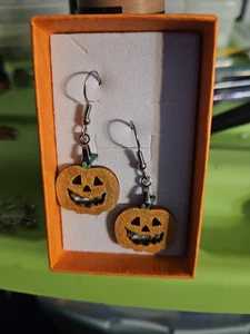 Pumpkin Earrings Wood Handmade - Picture 1 of 4