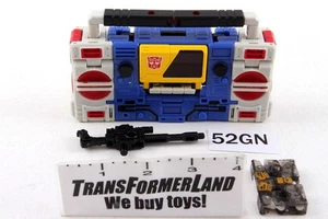 Twincast Rewind 100% Complete Voyager Legacy Evolution Transformers - Picture 1 of 3