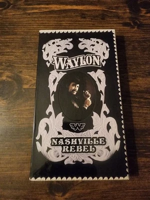 Waylon Jennings Nashville Rebel CD Box Set 4-Disc + Book, Like New - Image 1 of 4