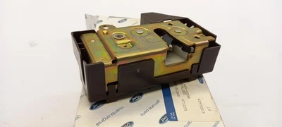 Cerradura puerta delantera derecha original FORD Fiesta IV 4595313 - Imagen 1 de 3