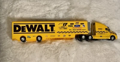 Matt Kenseth #17 DeWalt Roush Racing  Semi Hauler Truck Action 1/64 - Image 1 of 4