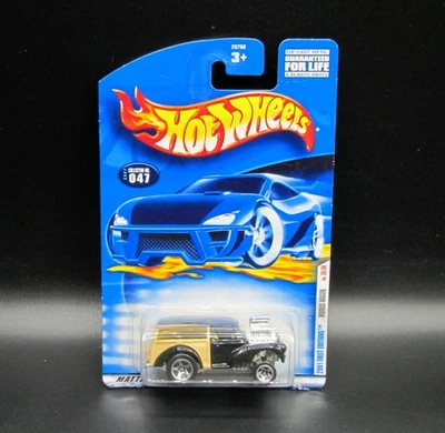 Hot Wheels 2001 FIRST EDITIONS, MORRIS WAGON, Black & Wood, 2000 - Image 1 of 2