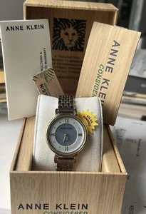 Anne Klein Damenuhr Considered solarbetrieben goldfarben Damenarmband Neu mit Etikett - Bild 1 von 8