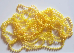 PEARLY YELLOW STRINGED BEADS CRAFTING/JEWELLERY MAKING 8 STRANDS (304cm total) - Picture 1 of 3