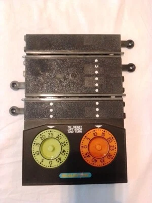 Scalextric Classic Lap Counter  06072 - C272 Orange & Green Dials Vintage - Image 1 of 4