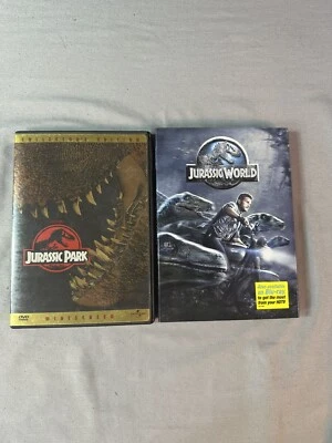 Jurassic Park (Wide Screen Collectors Edition) & Jurassic World DVD Lot - Image 1 of 4