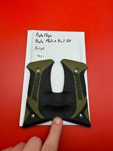 Proto/Dye Proto Matrix Rail 07 Grips - Picture 1 of 2